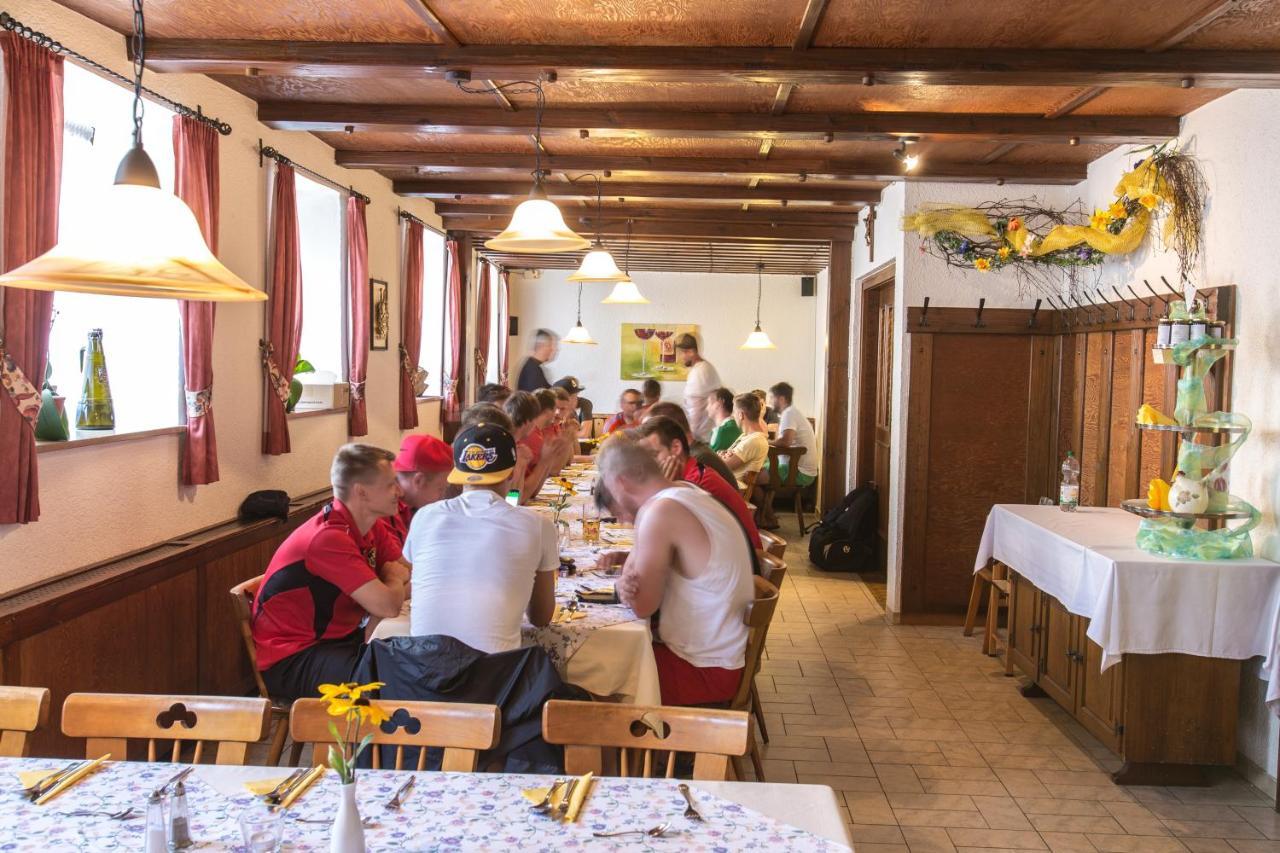 Landgasthof Sternbrau Hotel Wachenroth Eksteriør billede